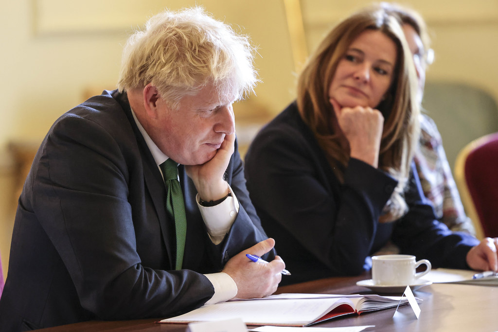 crisis management glasgow, boris johnson in a meeting with Dr Alex George