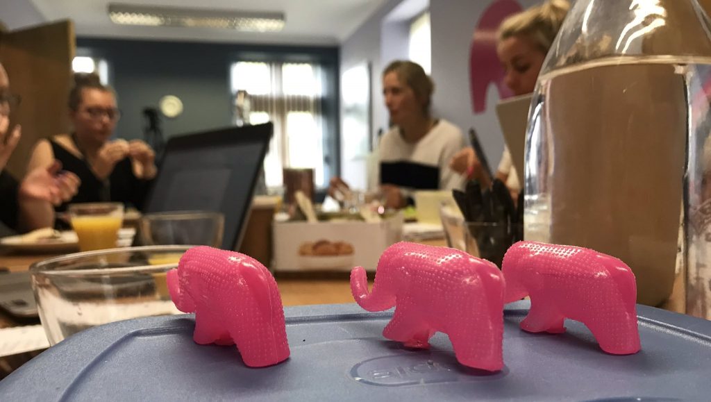 storytelling training course, pink elephants on a box